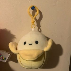 Junie the banana squishmallow clip Nwt